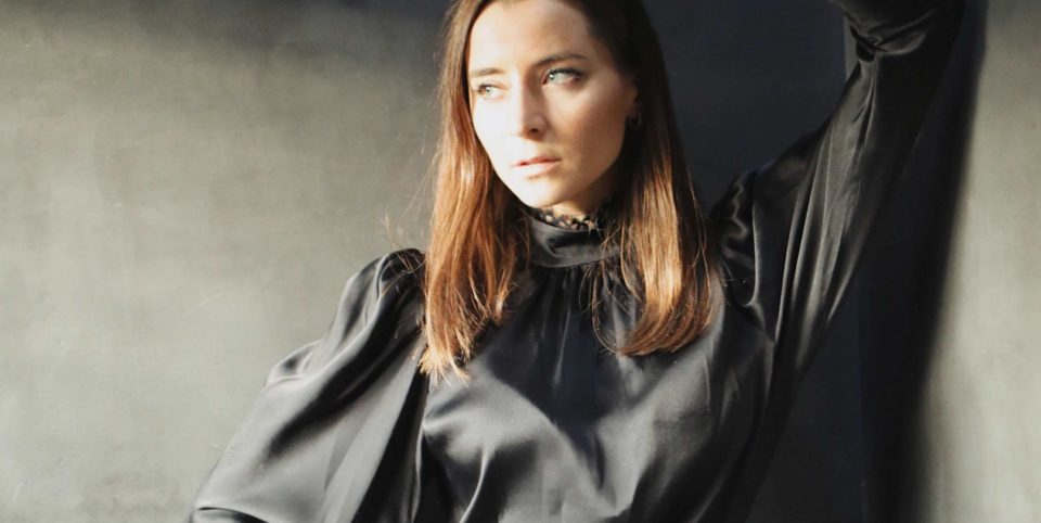 Portrait de Julia Comil, l’influenceuse « mode » entre USA et France